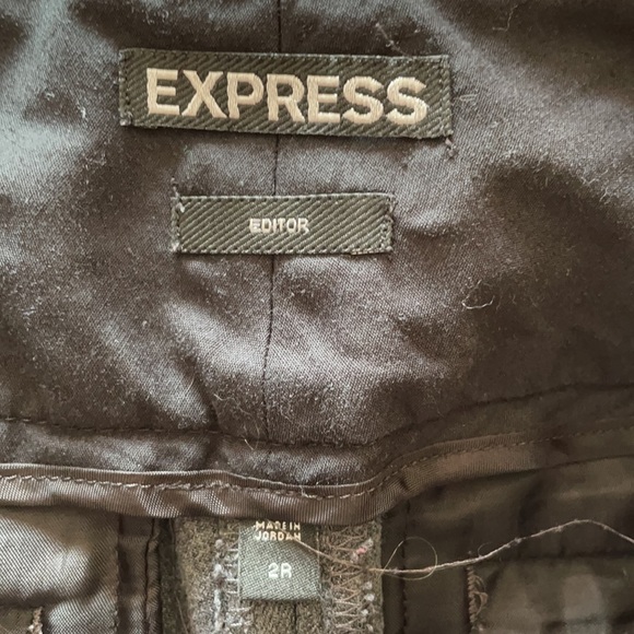 Express editor gray dress pants size 2R. - Picture 4 of 4